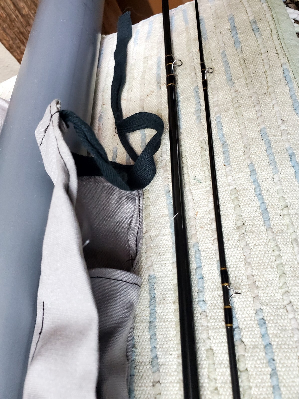 St Croix 4302 wt6-7 Imperial Graphite LX 8’6 2pc Fly Rod w/tube & Sock near mint