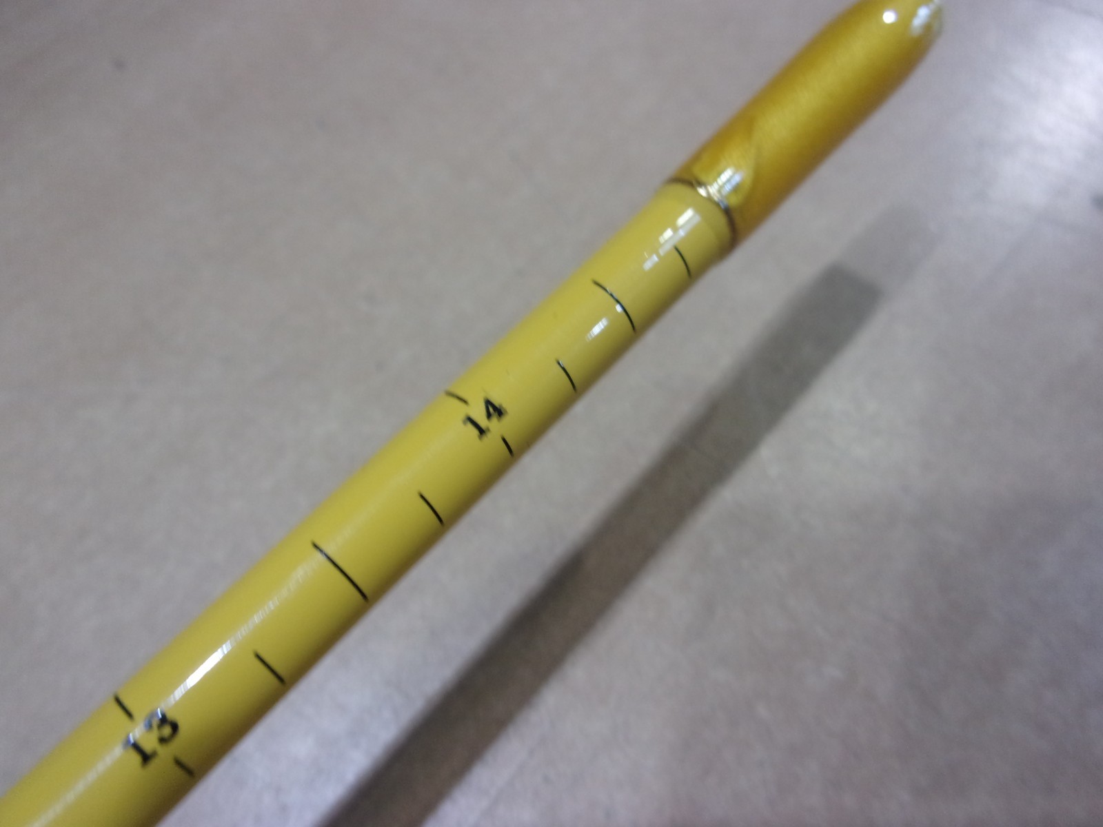 EAGLE CLAW FEATHERLIGHT SPINNING ROD 5 foot 6 inch length