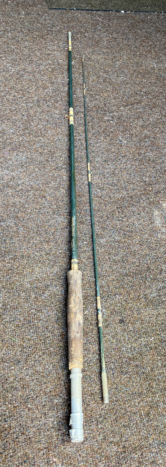 Shakespeare Wonderod Fiber 7 6″ 2-Piece Fly Rod Green Fishing Trout No Reel Bass