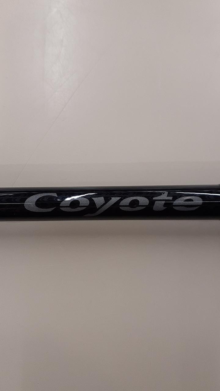 GAMAKATSU Luxxe Coyote S100M Shore Jigging Rod 2pcs 190g Used, Crack, Rust