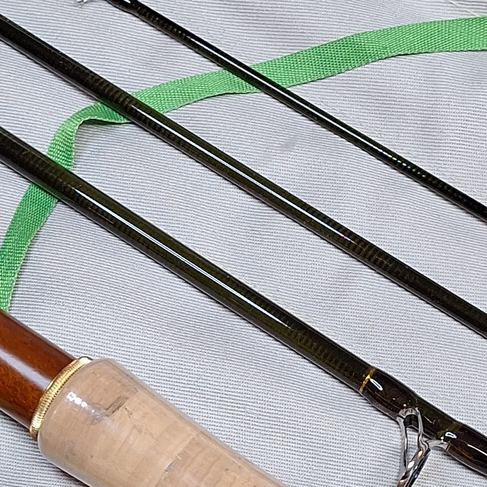 V-Feather Premium 7 ft 6 in 3 wt 4 Piece Fly Rod Full Cork Portable Tube Sock