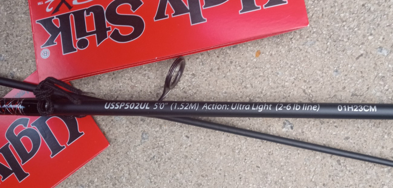 2 SHAKESPEARE UGLY STIK stick GX2 5-foot two piece spinning rods ultra light