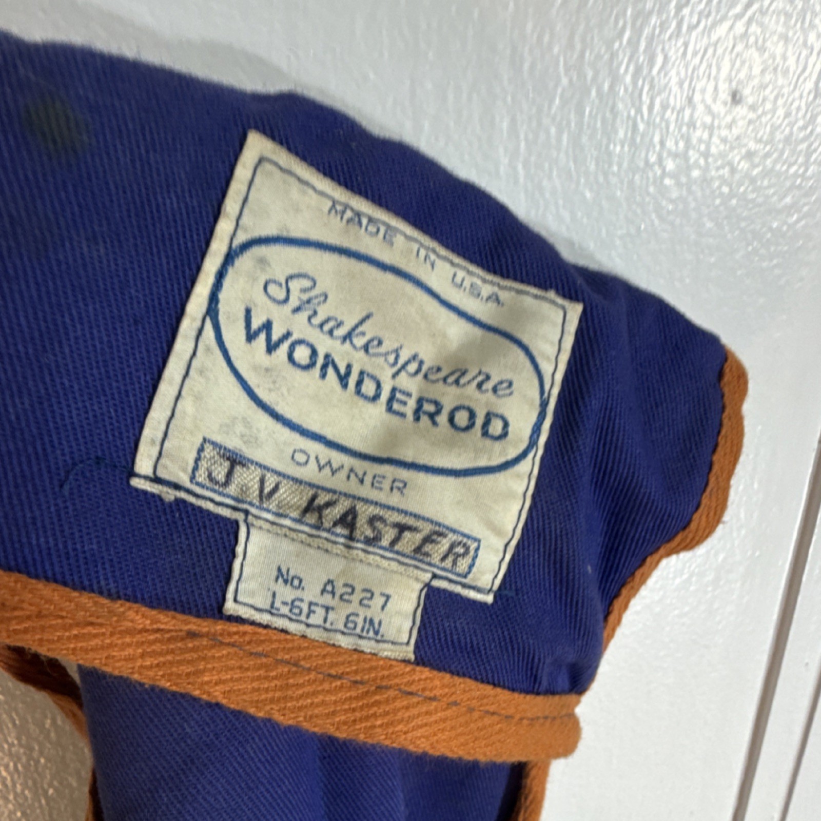 VTG Shakespeare Wonderod Kwik Taper Presidential 6’6″ 2pc Casting A-227L w/ Sock