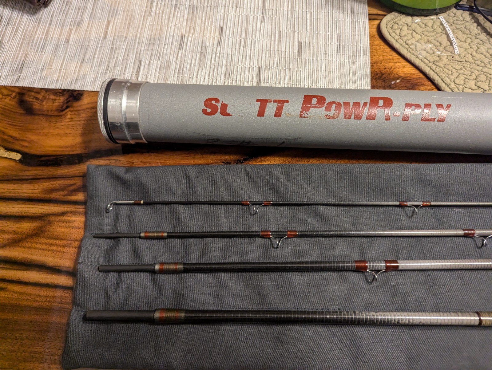 Scott G Series Fly Rod 9 Foot 9wt 4 piece – Excellent Condition