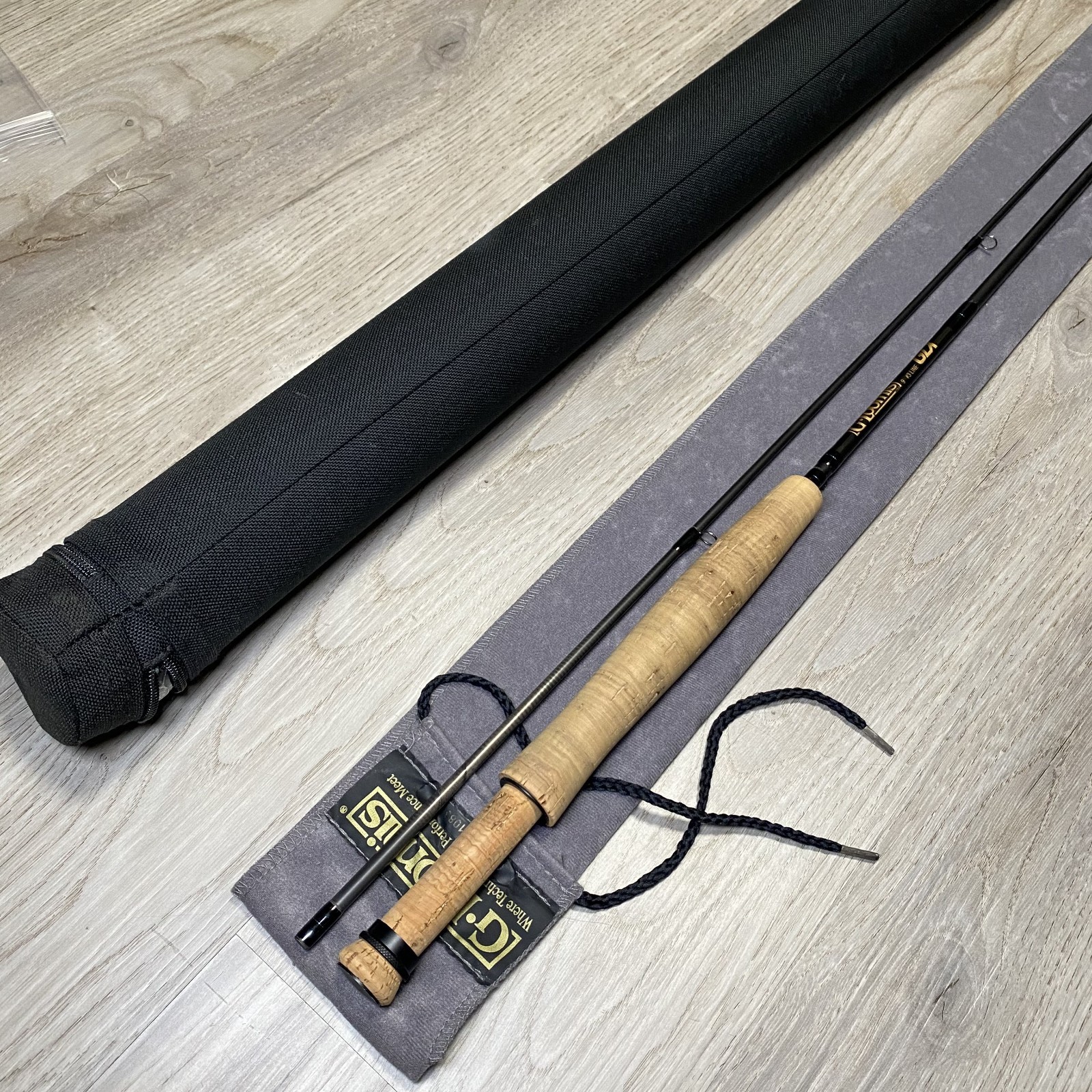 [Beautiful] G. Loomis GLX FR1083 9’0″ 3wt Fly Rod