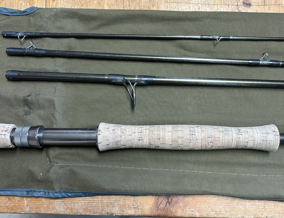 Orvis Recon 9 ft 8wt Fly Rod- Used W/ Sock