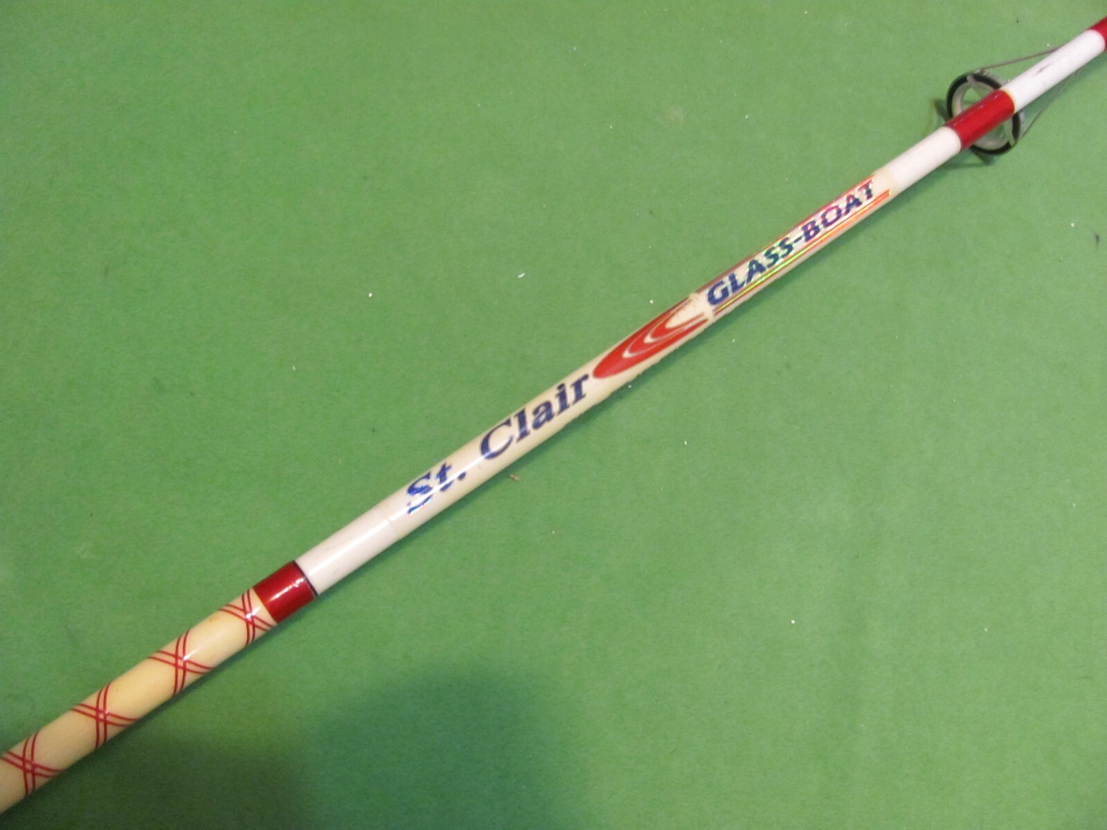 Vintage St. Clair Glass Boat 7′ 0″ Heavy Action 1- Piece Spinning Fishing Rod