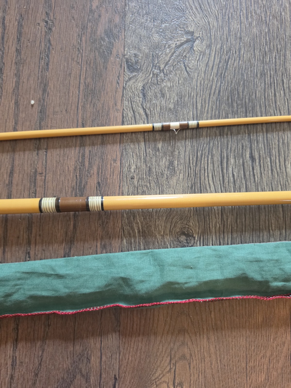 Heddon Pal Mark IV #8456 Fly Rod 8’3″ 7wt 2pc Fiberglass Cork Handle / Sleeve