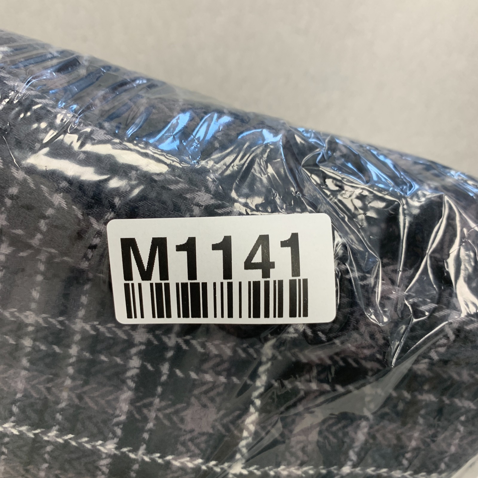 Orvis Men’s S Black & Gray Classic Collection Plaid Flannel Shirt Jacket M1141