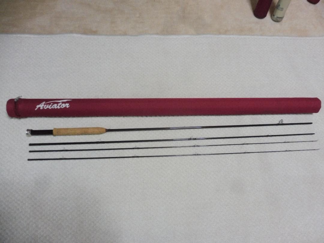 Caps Aviator TR 8ft8in. #4 fly rod 2 tips