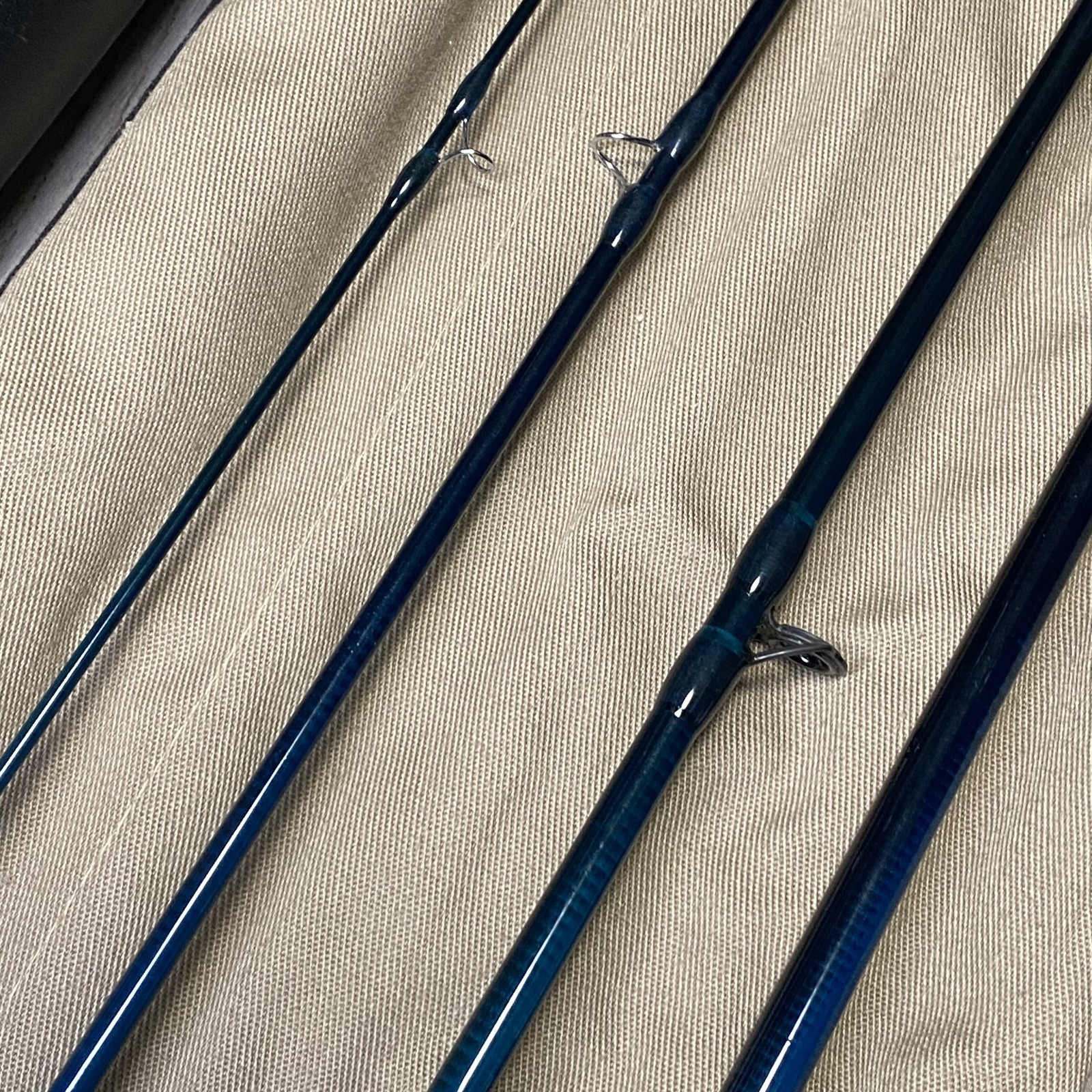 [Excellent] Powell LGA 905-4 9’0” 5wt Fly rod w/sock Tube