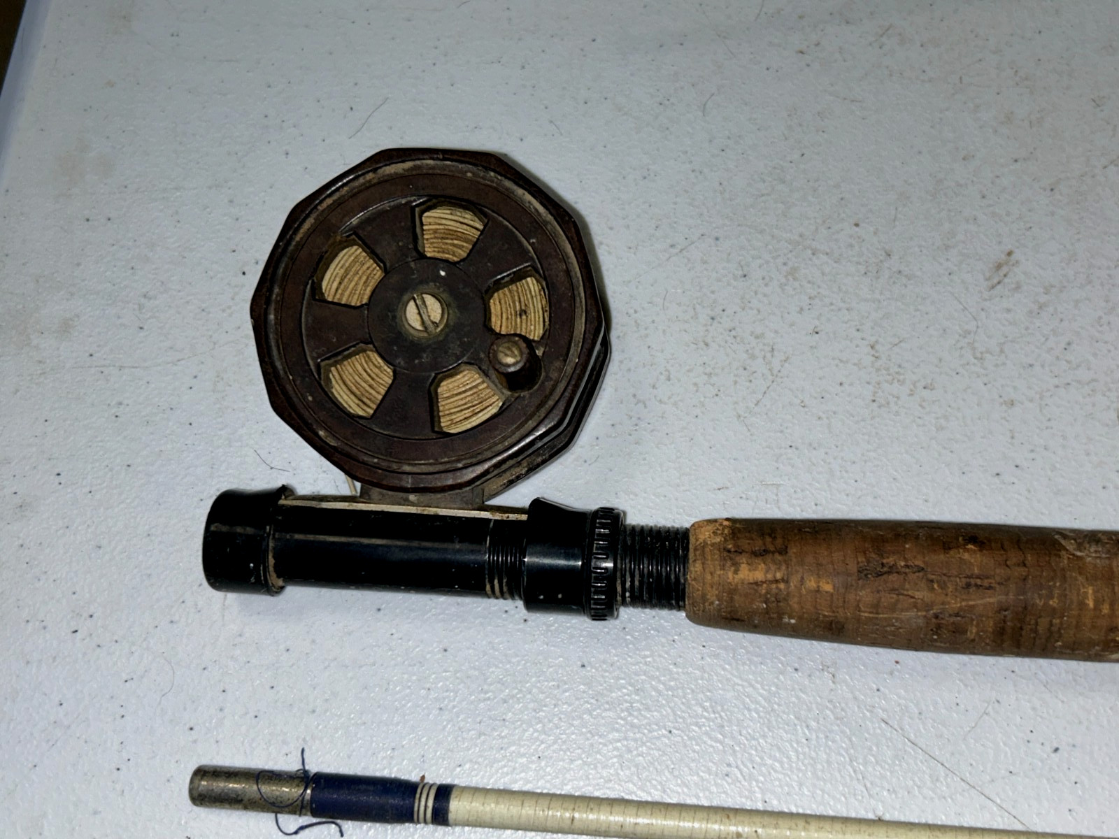 Vintage South Bend Fiberglass Fly Fishing Rod Vernley Trout Reel, 97″. 2 Piece