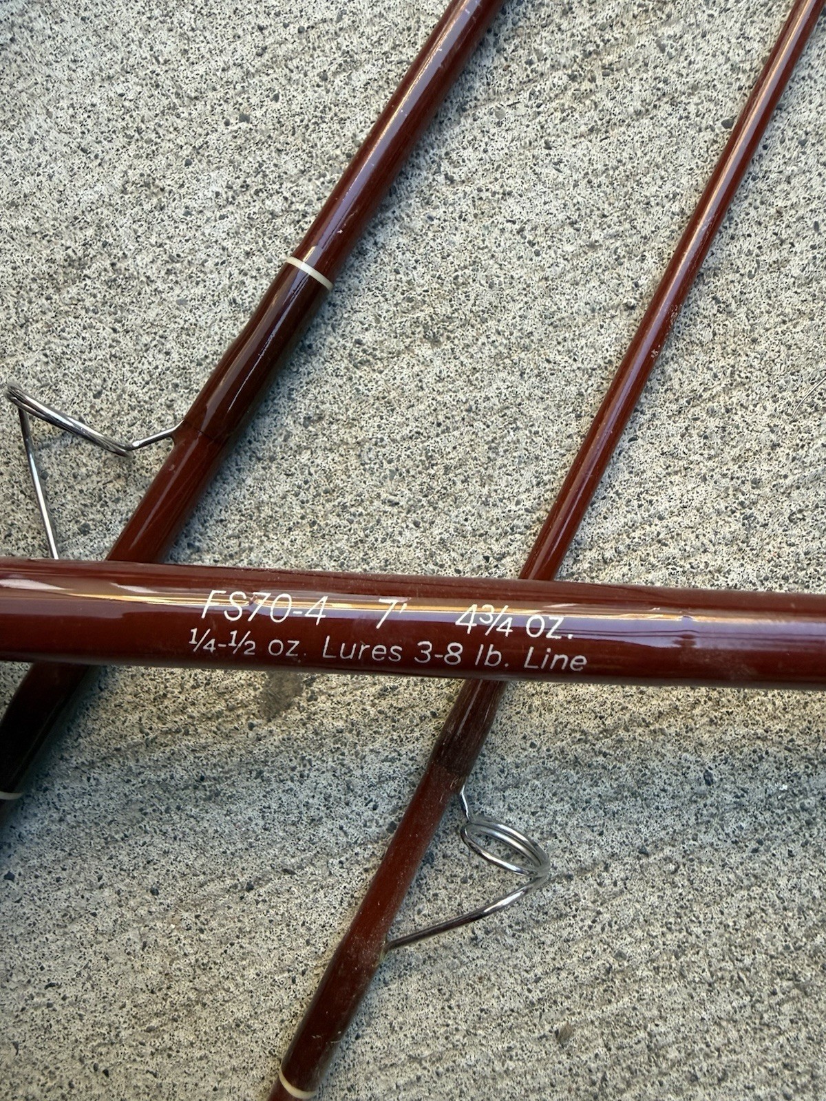 Fenwick FS70-4 7′ Fly rod 4 3/4 OZ Fly Fishing Rod With Case Missing Caps