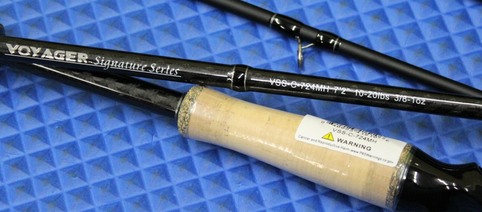 Okuma Voyager Signature Freshwater Rod 7′ 2″ MH 4-Pc W/Soft Case VSS-C-724MH