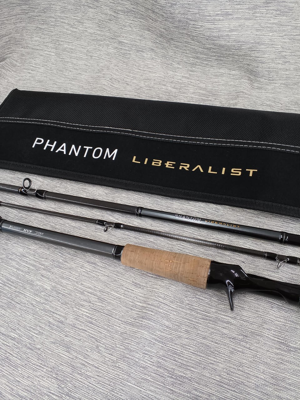 Daiwa Phantom Liberalist 8’0″ Bass Fishing Rod 3-Piece, Medium Power