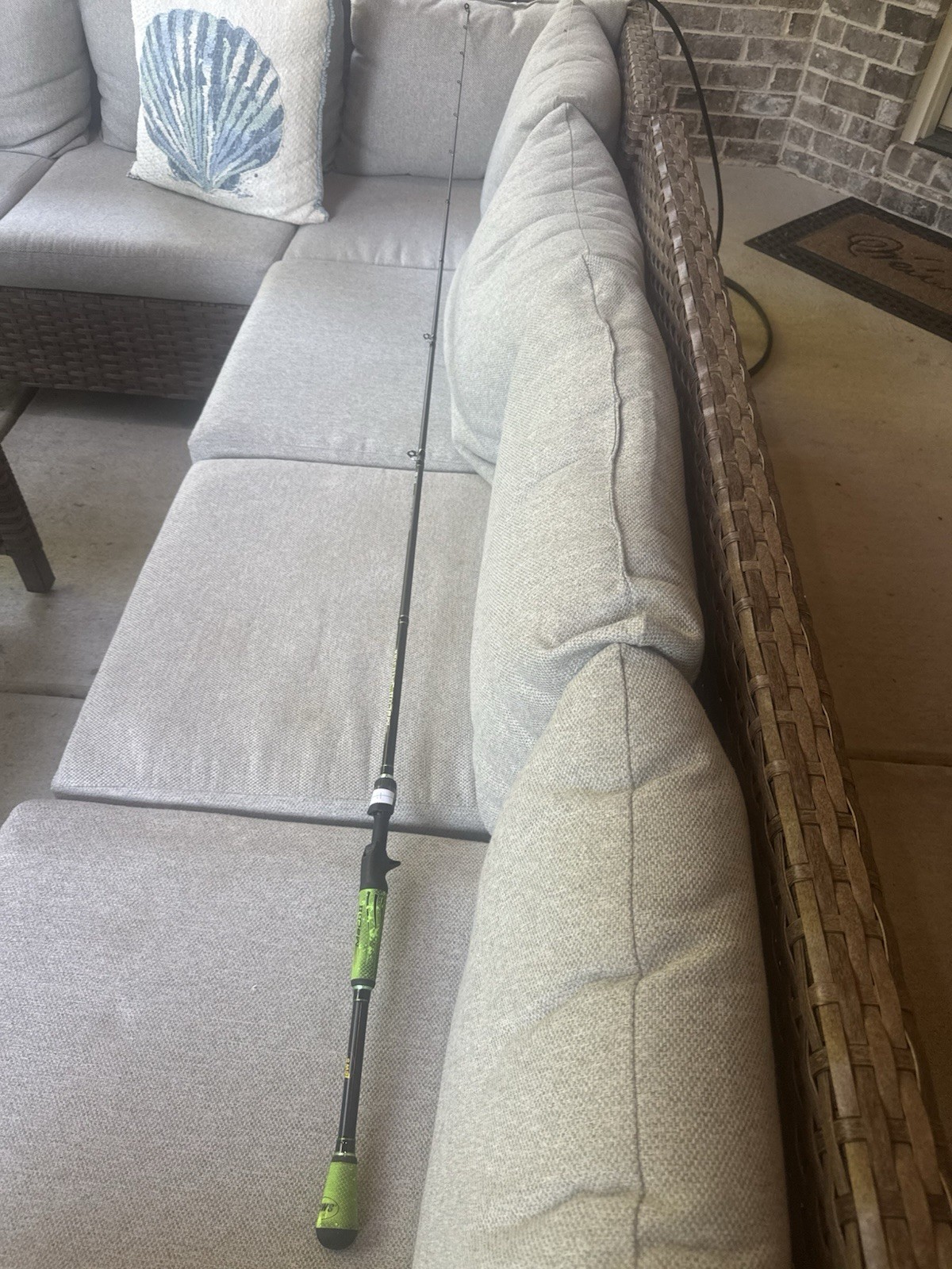 Lews Mach II Speed Stick 7 ‘ Fast Action 10-20 Lbs. Missing 2 Eyes