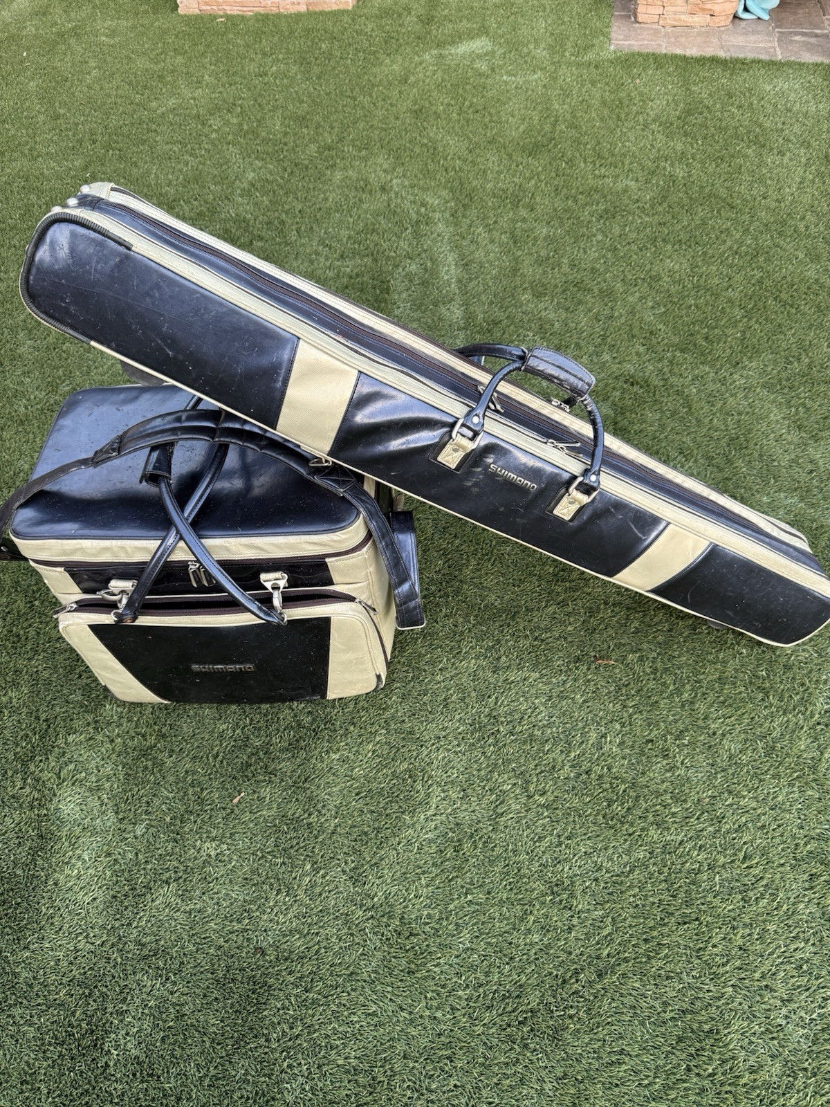 Used Shimano Herabuna Set – Rod Case, Bag, & Umbrella