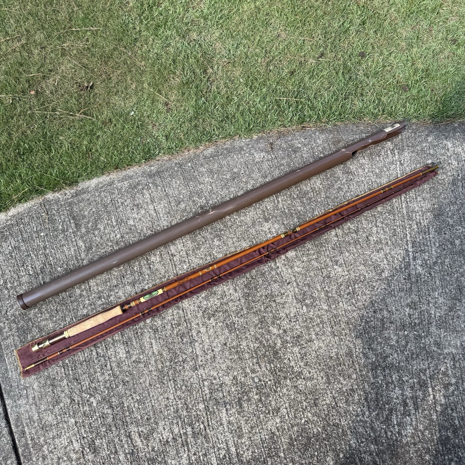Vtg St. Croix 7090 XLM Fiberglass Fly Rod 9 Foot 2PC, 5oz, 9-10 Line Never Used