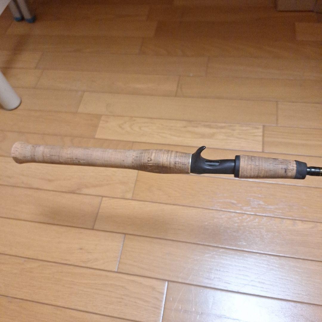 Iron Hawk IM7 Bass Rod 6’6″ 10-20lb line, cork grip, used