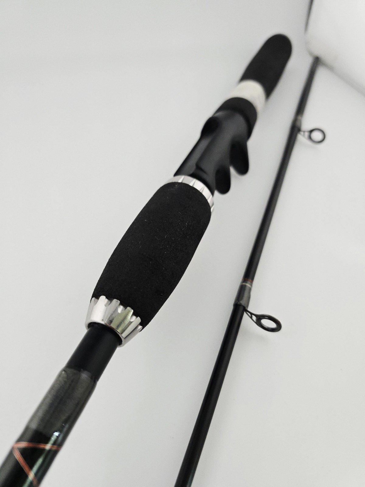 Rhino Titanium RHTC602M 6′ 2pc Medium/ Action Casting Rod
