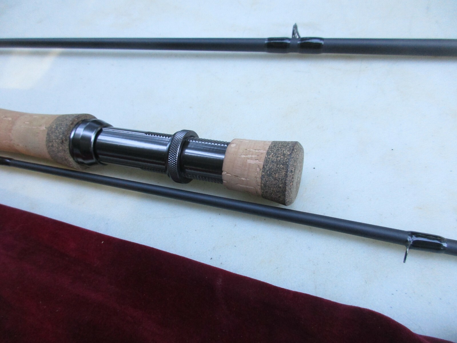 vogg fishing pole Fly Rod 10’ 4wt 3 pc. with sock, no case spookey