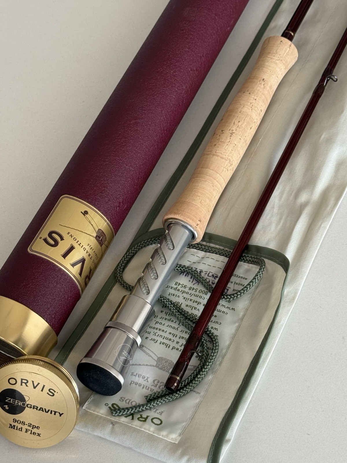 **BEAUTIfUL** 🔥 ORVIS ZERO GRAVITY 8wt 9’ft~2pc Fly Rod!! 🔥~MID FLEX~🔥