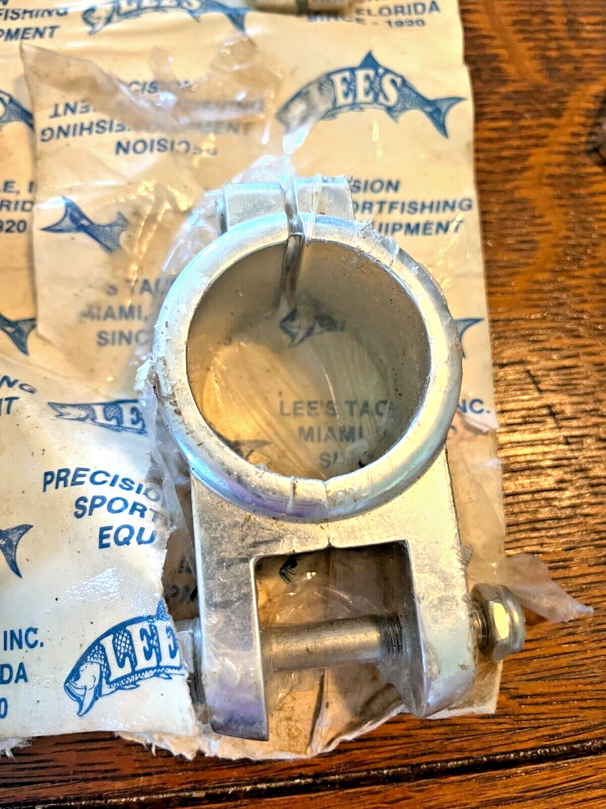 Lee’s Tackle 1 1/4″ Clamp on Base