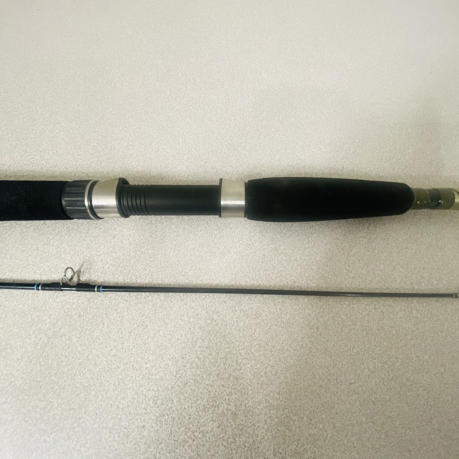 Quantum Trophy Big Water 7’0″ Spinning Rod QTS702MHB 2Pc 15-40lb Med Hvy SHB4