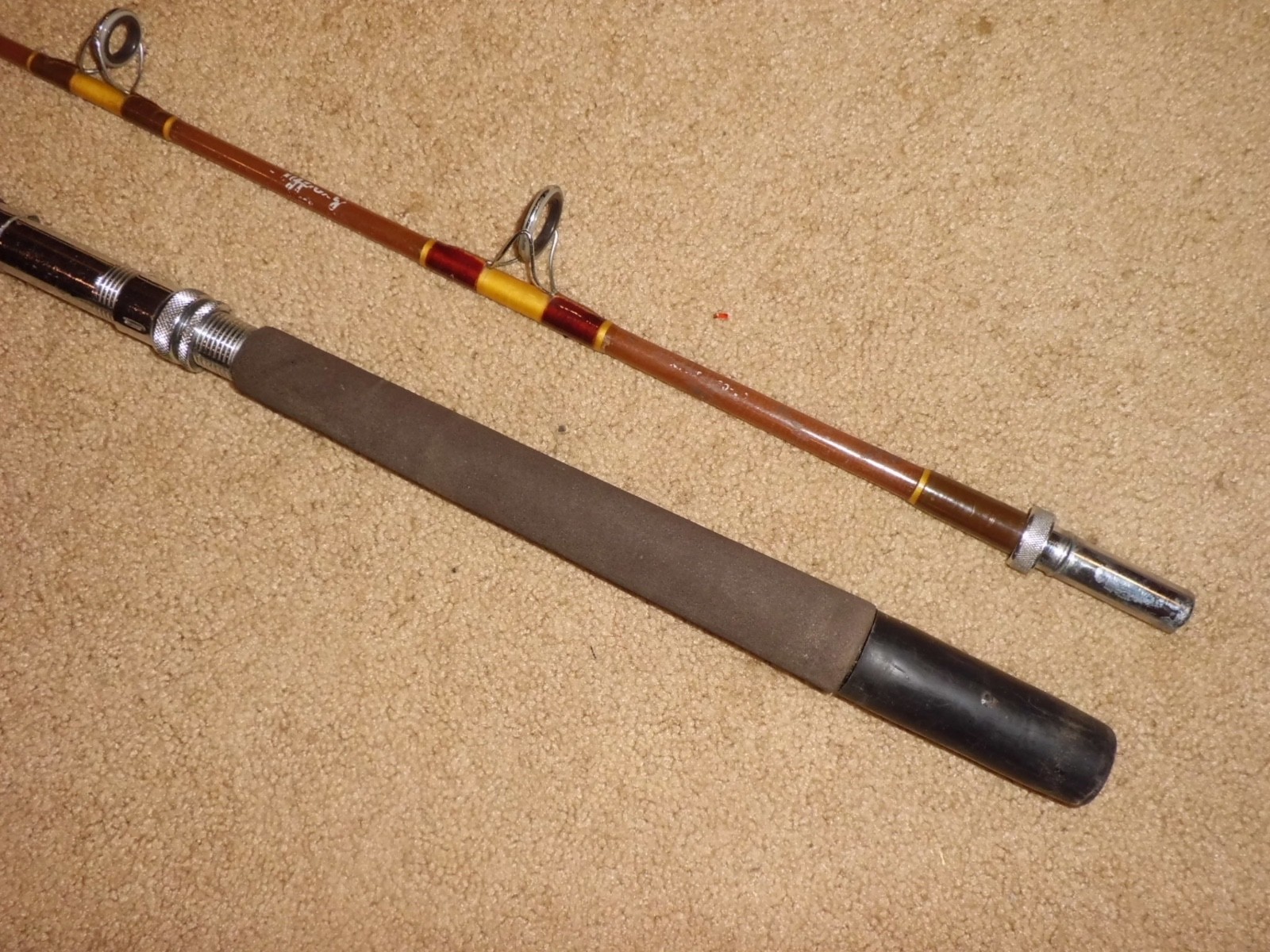 Vintage SABRE Nypoxy Glass 5020C Conventional Rod made in USA- 20-50 lb test