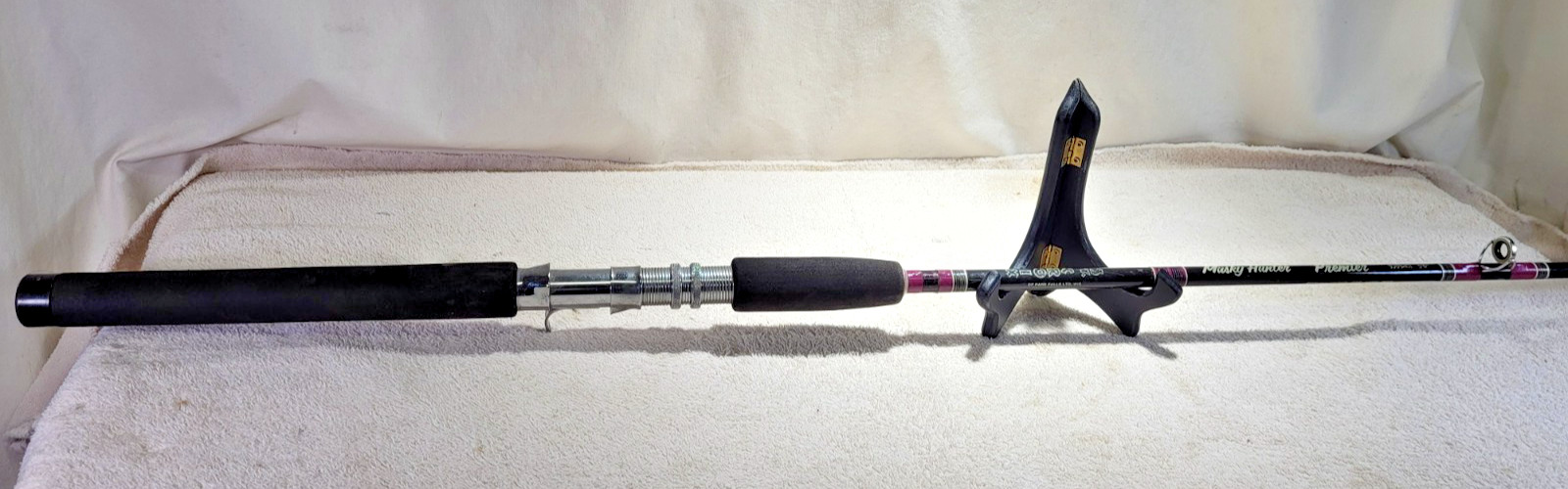 St. Croix Musky Hunter Premier 5503-XH-5’6″ Bait Casting Rod 1 pc, 5 Guides, EX