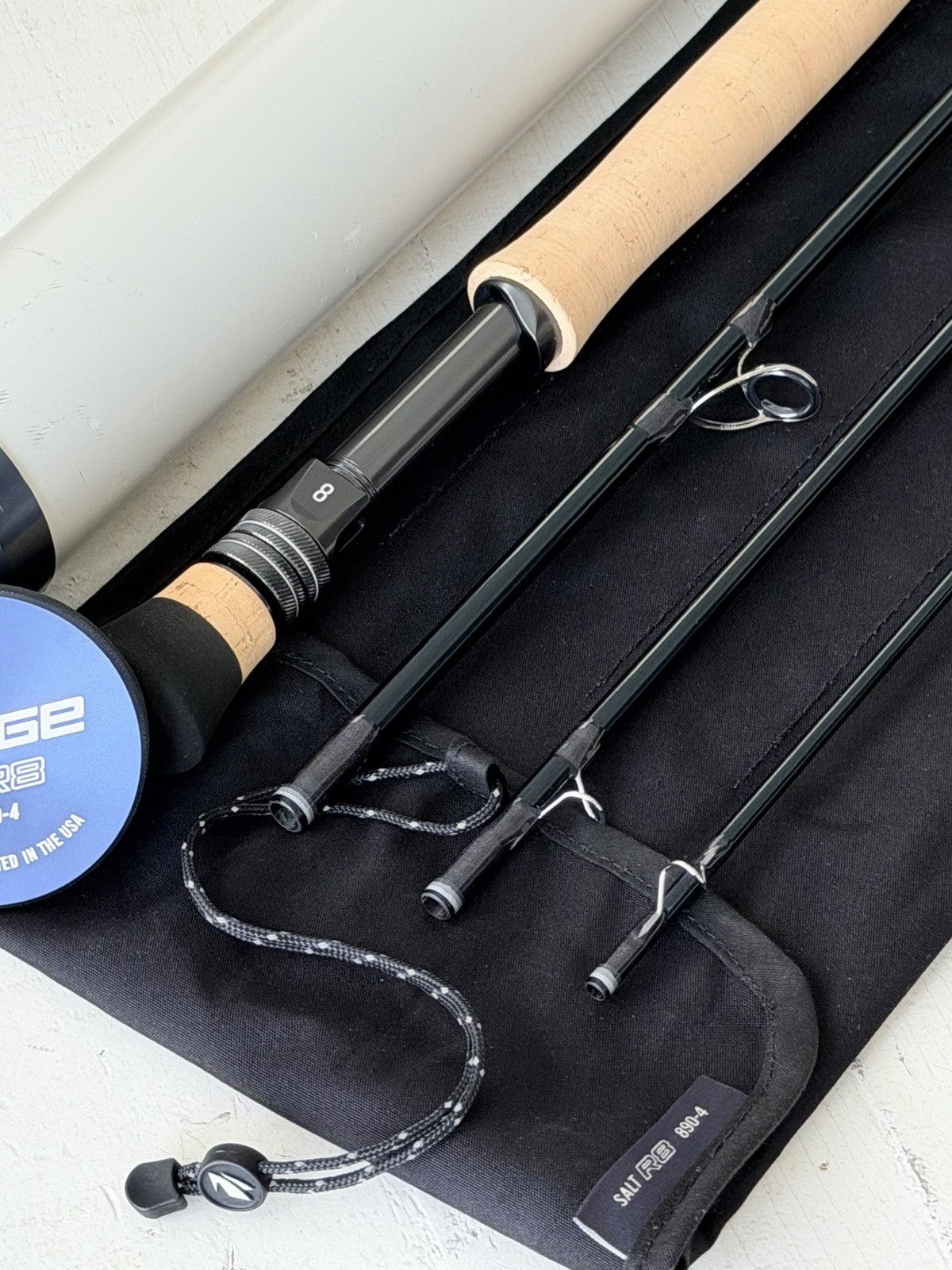 **BEAUTIFUL** 🔥 SAGE R8 SALT 8wt. 9’ft~4Pc FlyRod!! 🔥~LEGENDARY~🔥