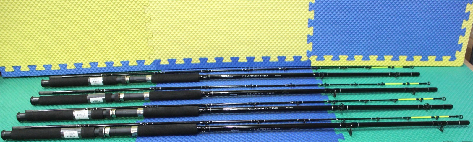 Okuma Classic Pro 9′ 0″ Trolling Rod Mooching CPM-90M-CT Chartreuse Tip 4-Pack!