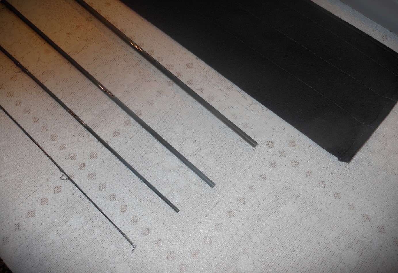 SAGE R8 CORE FLY ROD, 3 WEIGHT, 4-PIECE, MODEL 390-4, NEVER FISHED, MINT!