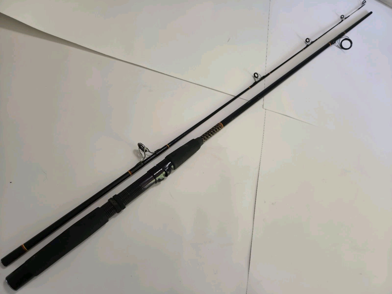 Shakespeare USA Ugly Stik Spinning Rod SP1100 7’ 2pc Medium Action (see notes)