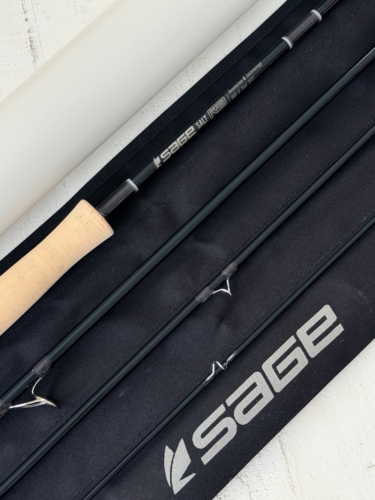 **BEAUTIFUL** 🔥 SAGE R8 SALT 8wt. 9’ft~4Pc FlyRod!! 🔥~LEGENDARY~🔥