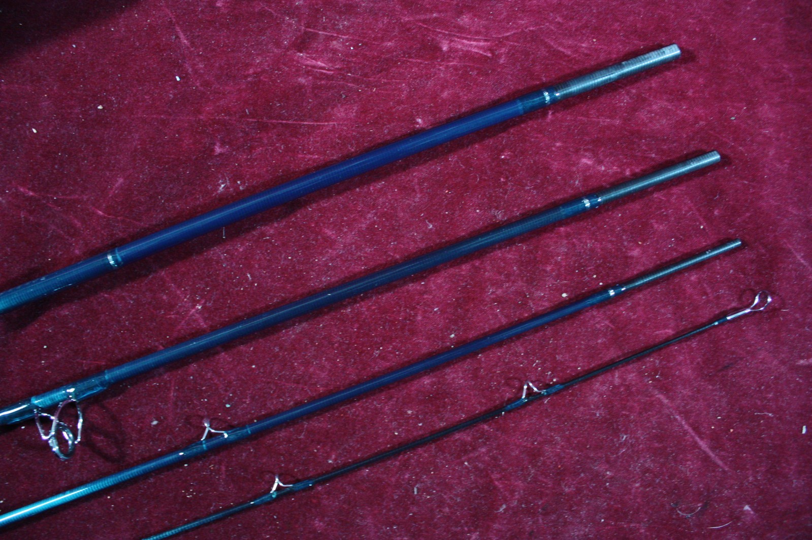 * SCOTT FLY RODS SALT WATER X2S 8WT 9′ FLY ROD X2S908/4 PIECE & CASE MINT NOS *