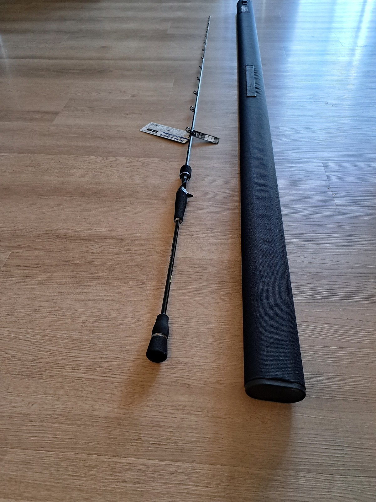 Daiwa Saltiga BAY Jigging AGS – 64 B3 Baitcasting Rod – 1 Piece- NEW