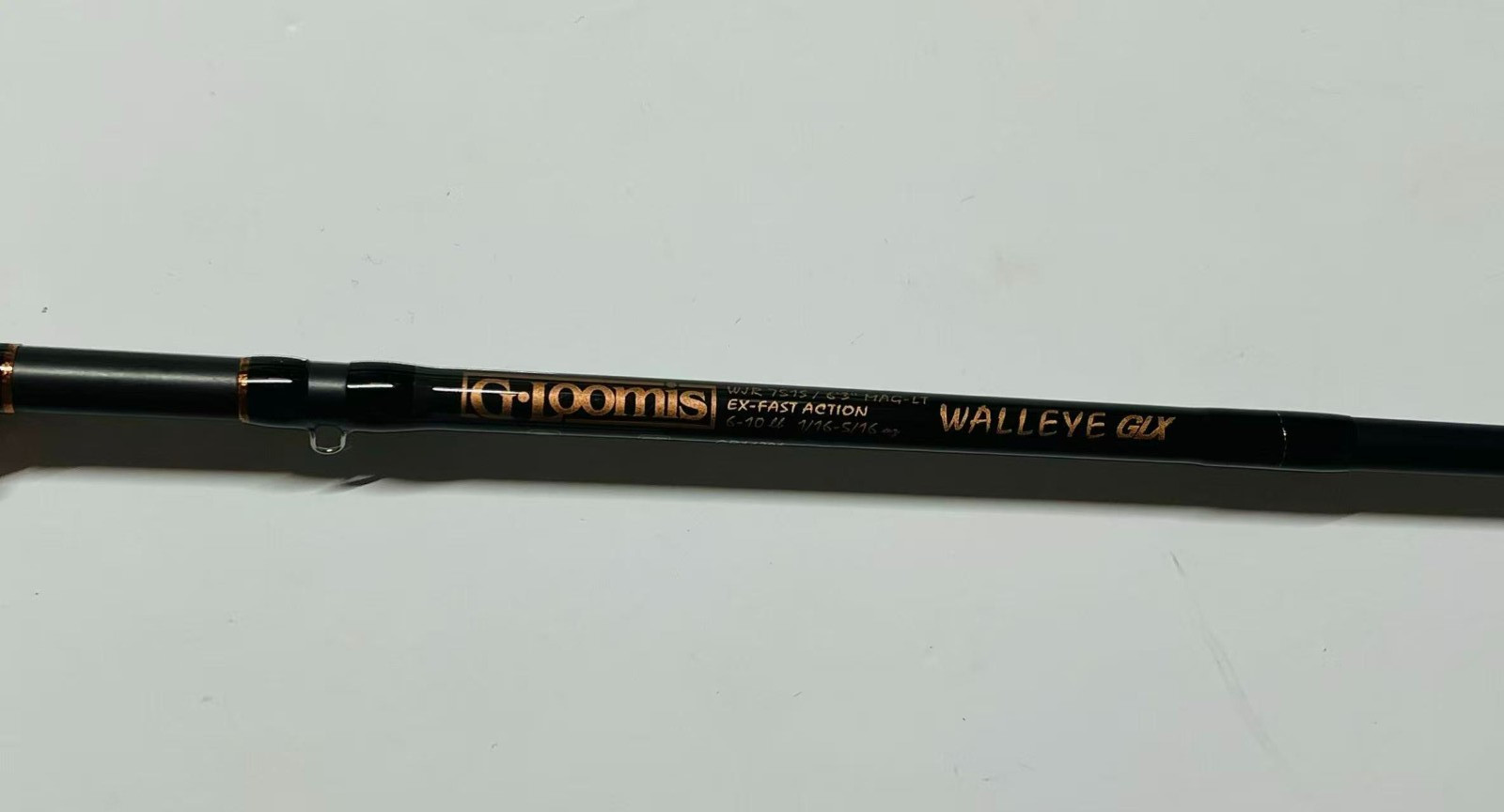 G Loomis GLX Walleye WJR 751S 6′ 3″ Mag-Light Spinning Rod-Excellent Condition