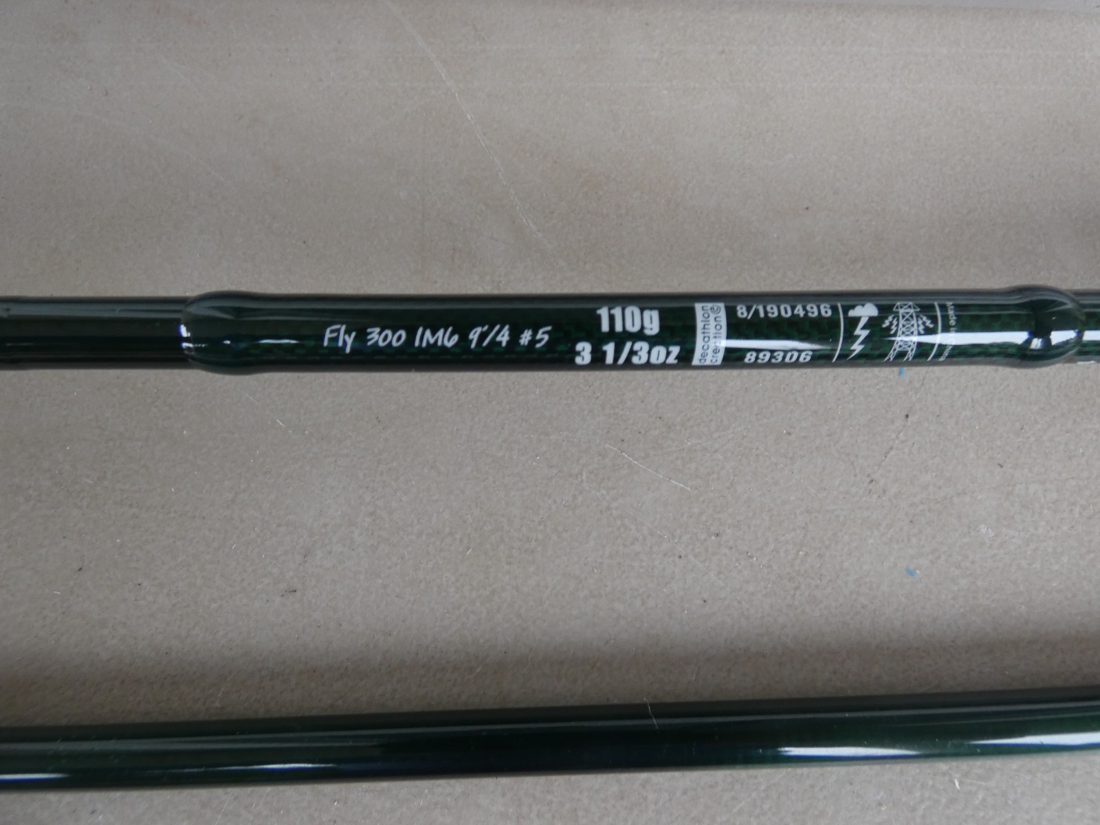 GEOLOGIC 9′ 5wt 4 Pc Classic Action IM6 3 1/3 Oz Fly Rod Green Black Matte