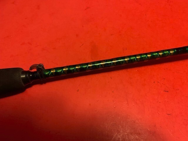 CUSTOM BUILT GREEN GRAPHITE COMPOSITE 7 FOOT 1 INCH 10 TO 25# CONVENTIONAL ROD
