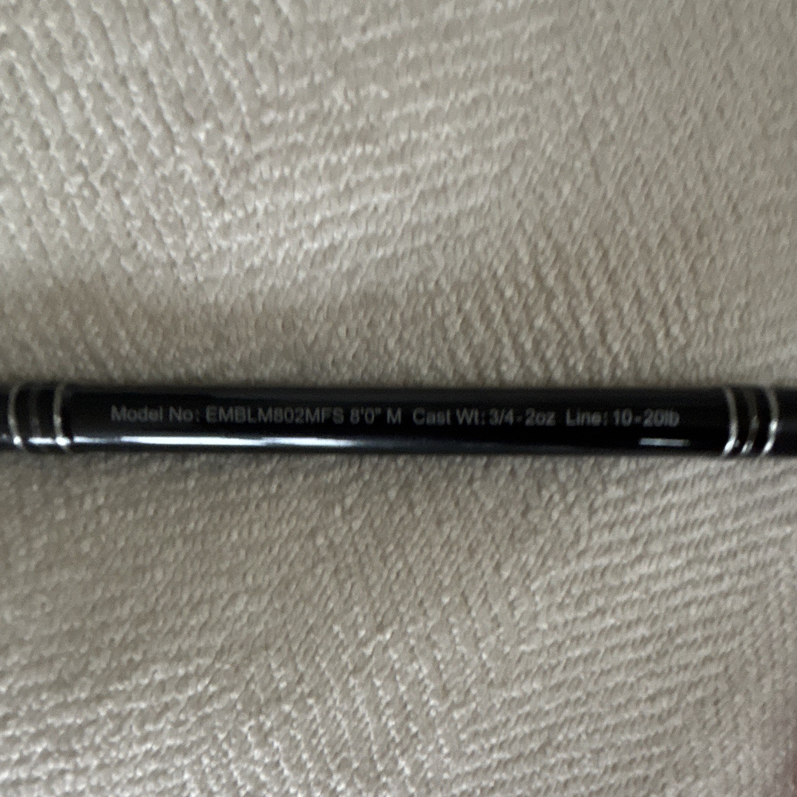 Diawa Emblem Pro 8ft Surf Rod Graphite Medium Moderate Action 2pc Split Grip