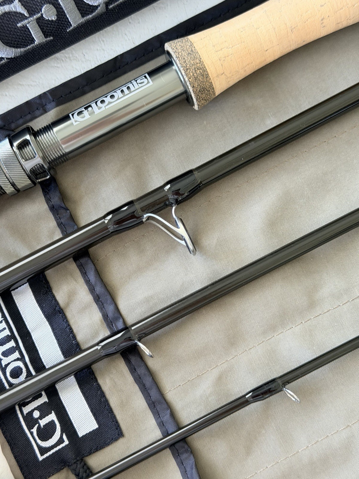 **BEAUTIFUL** 🔥 G LOOMIS NRX+ 8wt. 10’ft~4pc fly rod!🔥~LEGENDARY~