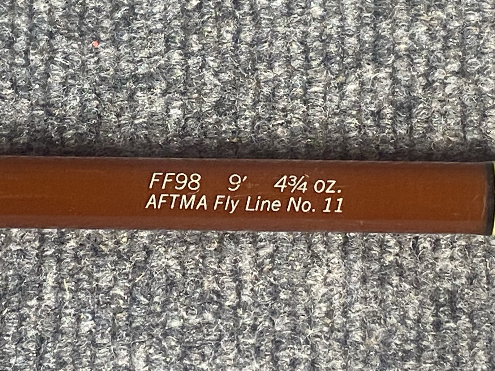 Vintage Fenwick Feralite FF98 Fly Rod 9’ AFTMA 11wt 2p Fiberglass Salmon Striper