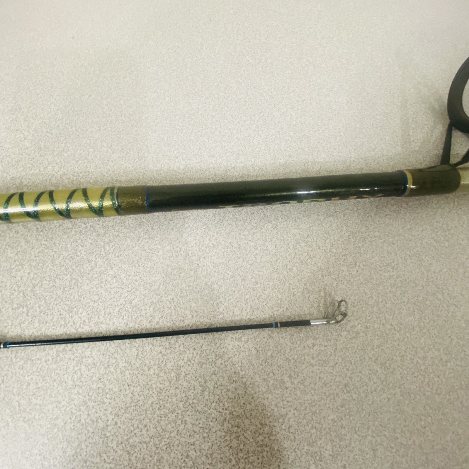 Quantum Trophy Big Water 7’0″ Spinning Rod QTS702MHB 2Pc 15-40lb Med Hvy SHB4