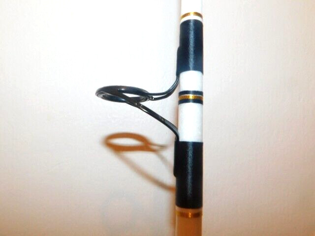 CUSTOM SPINNING ROD 7 FT 20-40 LB WHITE PEARL MARBLE NEW