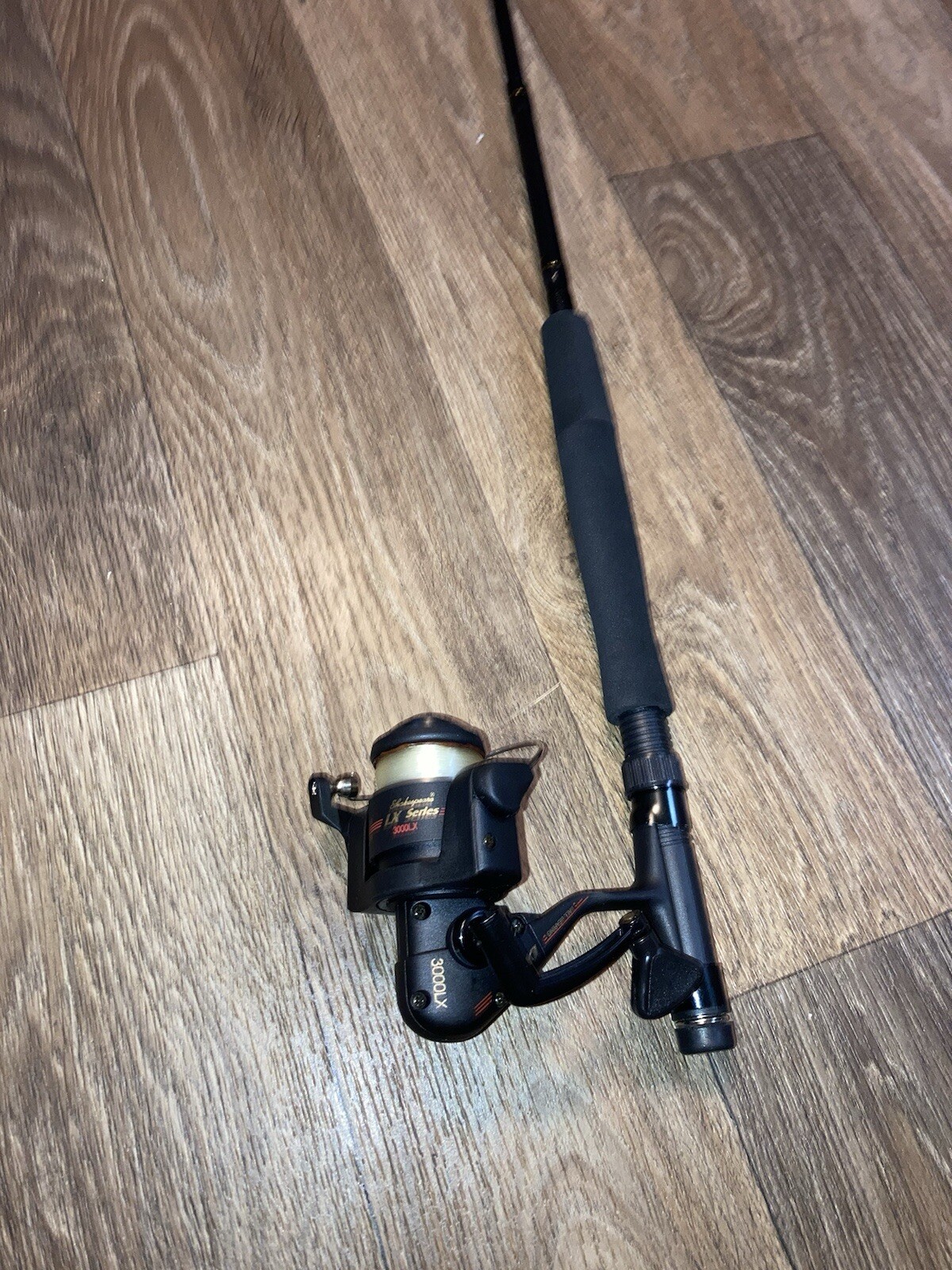 Shakespeare Alpha Rod, LX Series 3000LX, & Pfleuger Summit 1294 Reel & Lure Kit