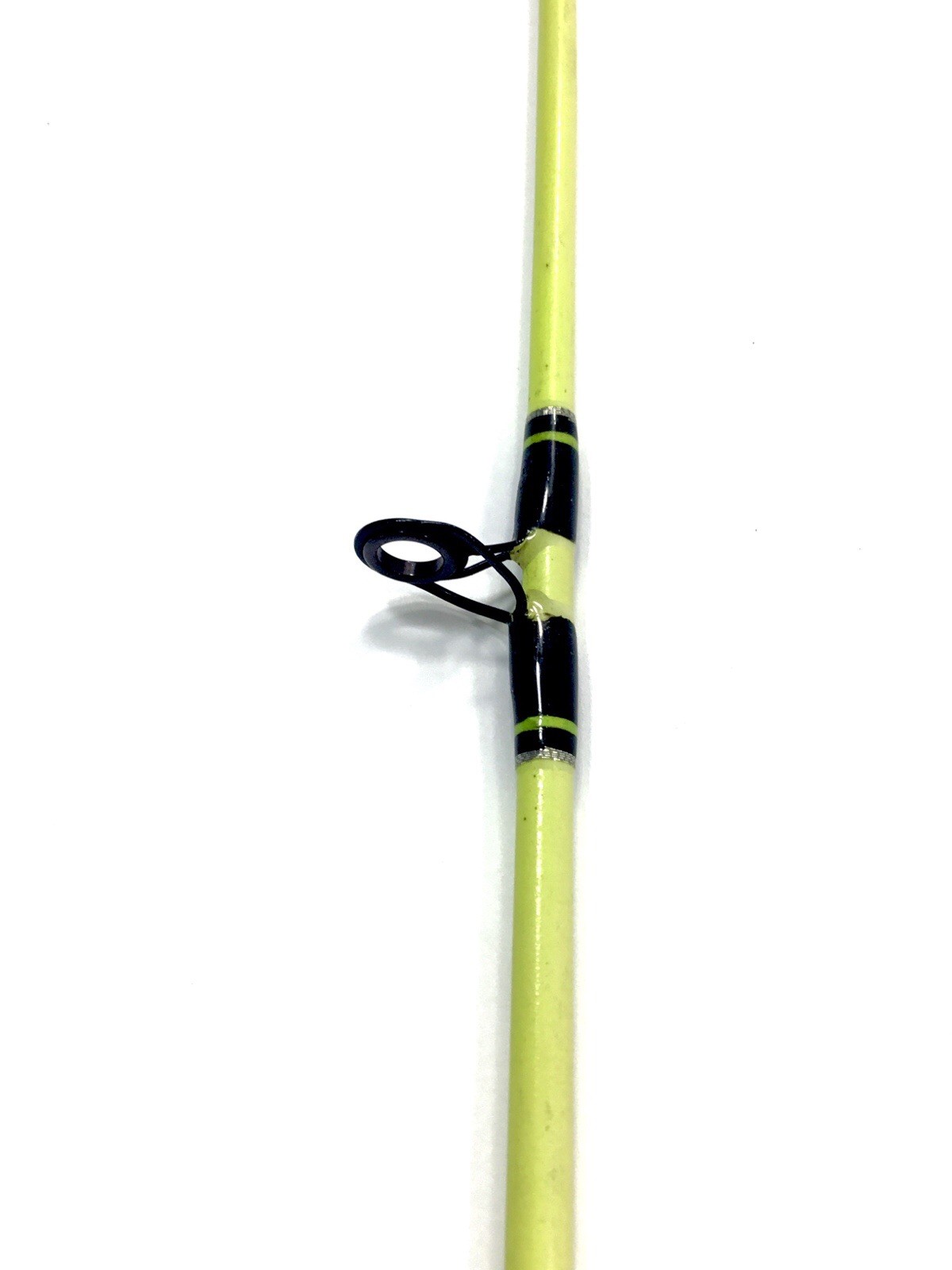 Bass Pro Shops CB100080MH Cat Buster 10′ 2 Pc. Surf Spinning Fishing Rod CLEAN