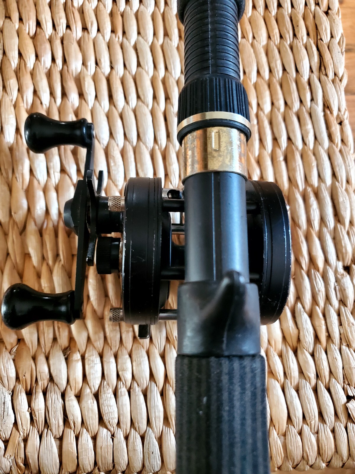 Abu Garcia 7′ 1pc Med-light 10-20lb Casting Combo Excellent Used Cond.