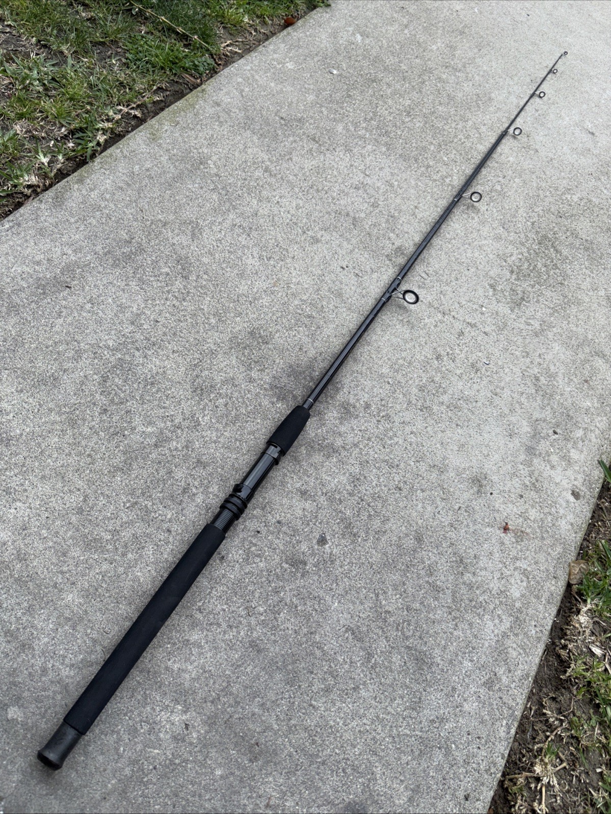 Gladiator Fighting Rod 5’6” 1 Piece Spincast Medium Action 4-8LB 1/8-1/2oz WORKS