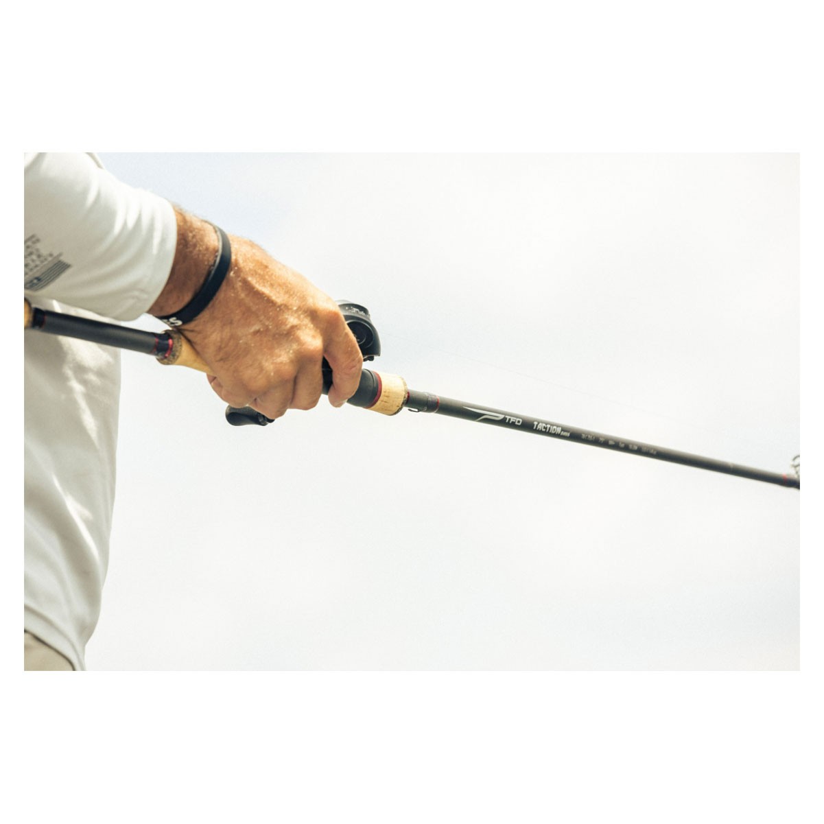 TFO Taction Bass 7ft 3in MH 1pc Casting Rod (TB C 735-1)